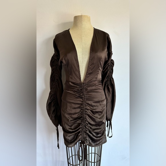 PrettyLittleThing Dresses & Skirts - *SOLD* PrettyLittleThing chocolate cinched/tied silky dress!